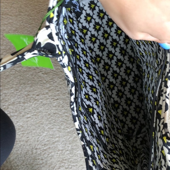 Vera Bradley purse - Picture 3 of 3